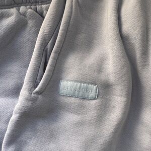 Set active 
Mid weight sweats 
Staple Old School Sweatpants